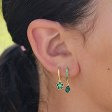 Load image into Gallery viewer, Flower Gurli Huggi Hoops in Gold Green
