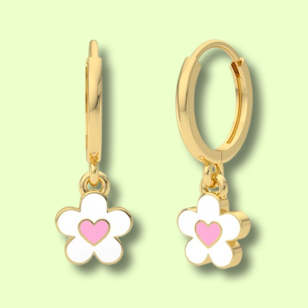 Flower Gurli Huggi Hoops in Gold White