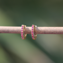 Load image into Gallery viewer, Original Huggi Hoops in Gold Pink
